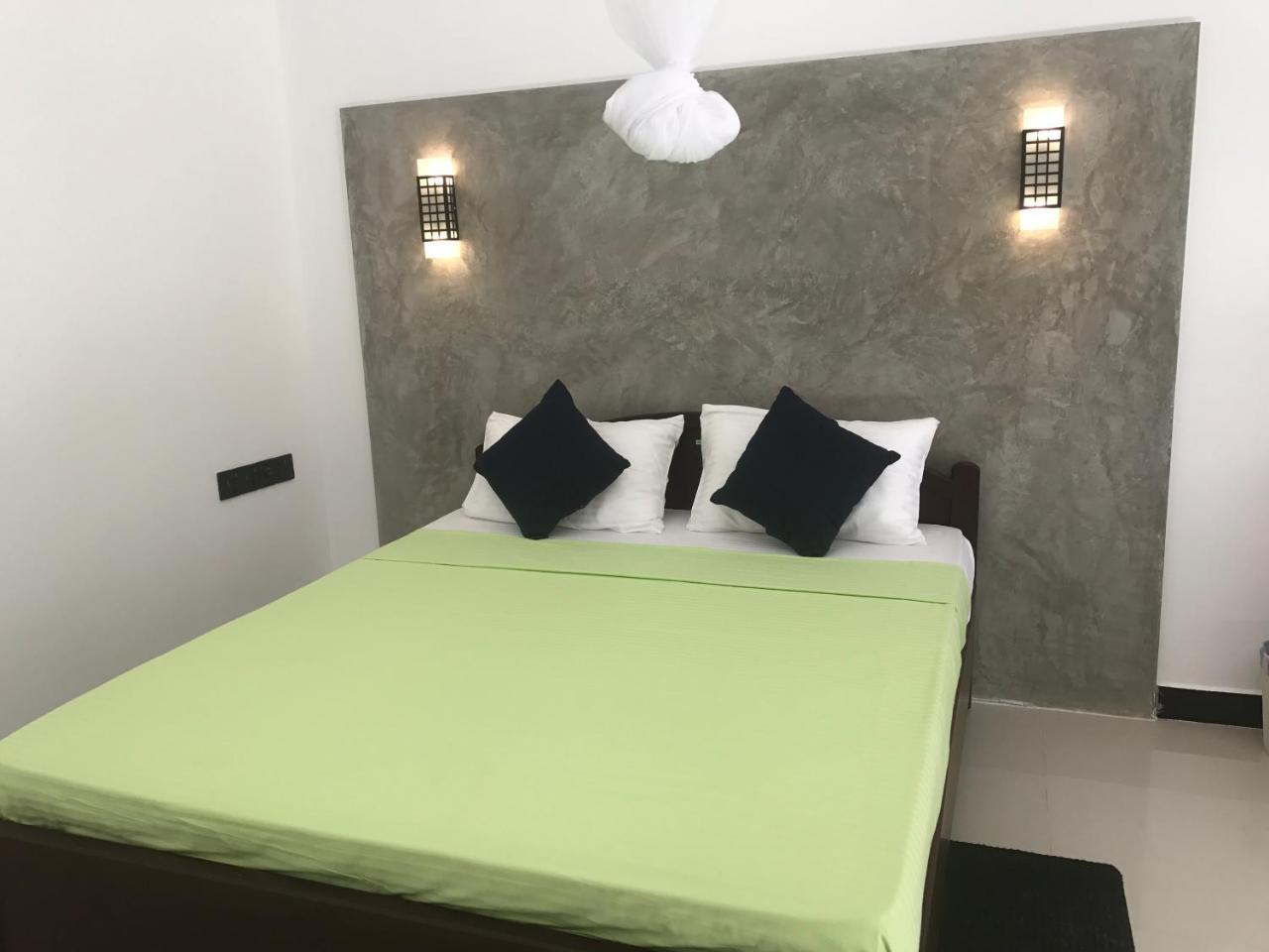 Kingdom Gate Hotel Anurâdhapura Extérieur photo